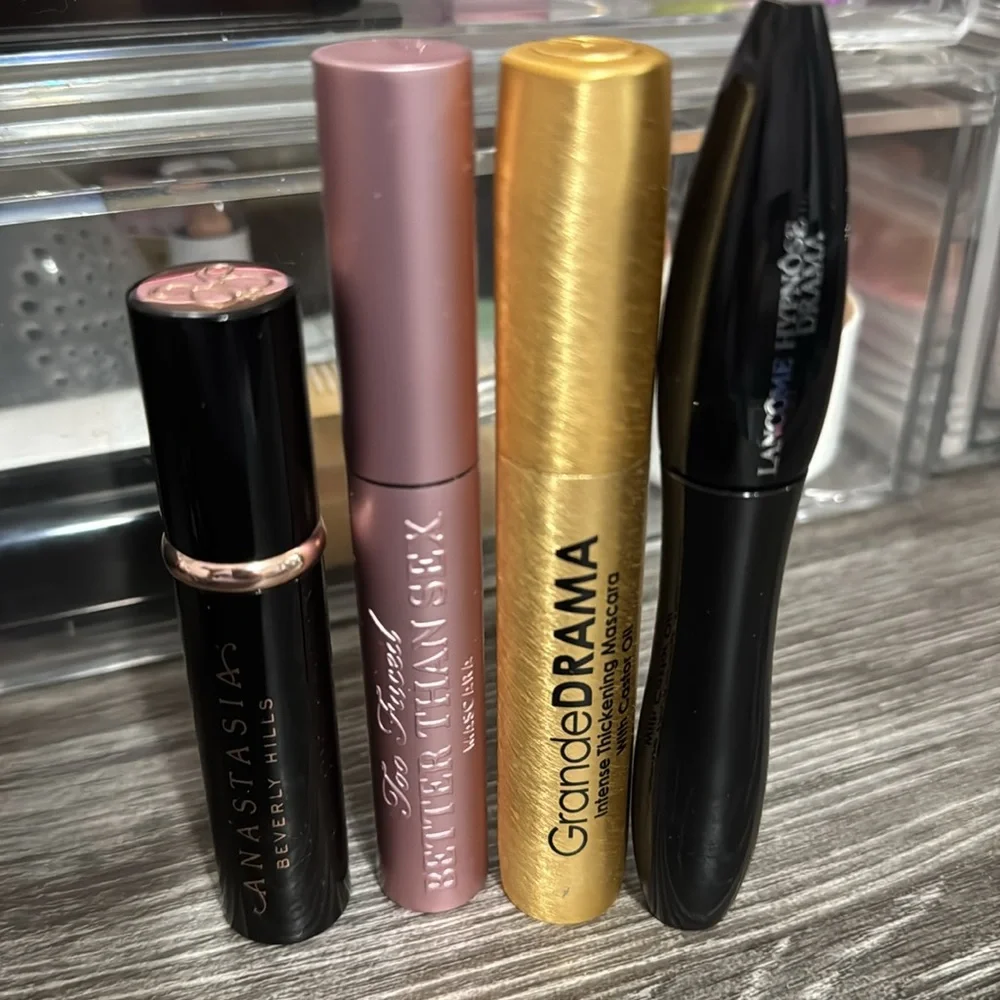 8 Mascaras Bundle Anastasia Beverly Hills Too Faced Lancôme Typology Grande
